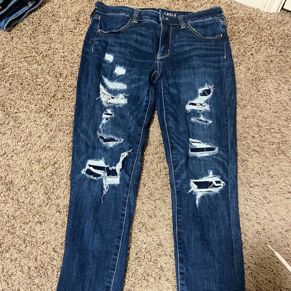 American Eagle Jeans! only wore twice, but still in very good condition!!